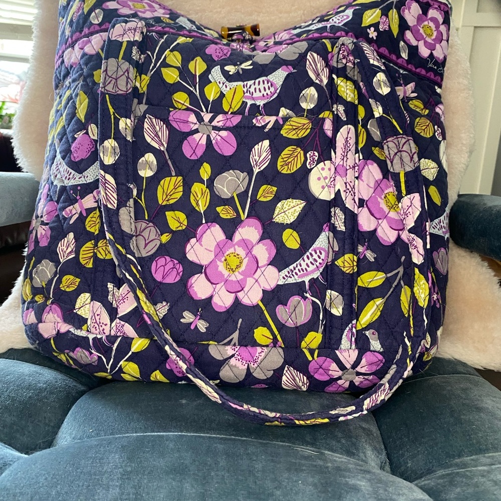 Vera Bradley large tote in retired “floral nightingale” print